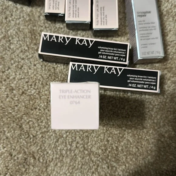 Mary Kay Bundle: - Picture 11 of 12